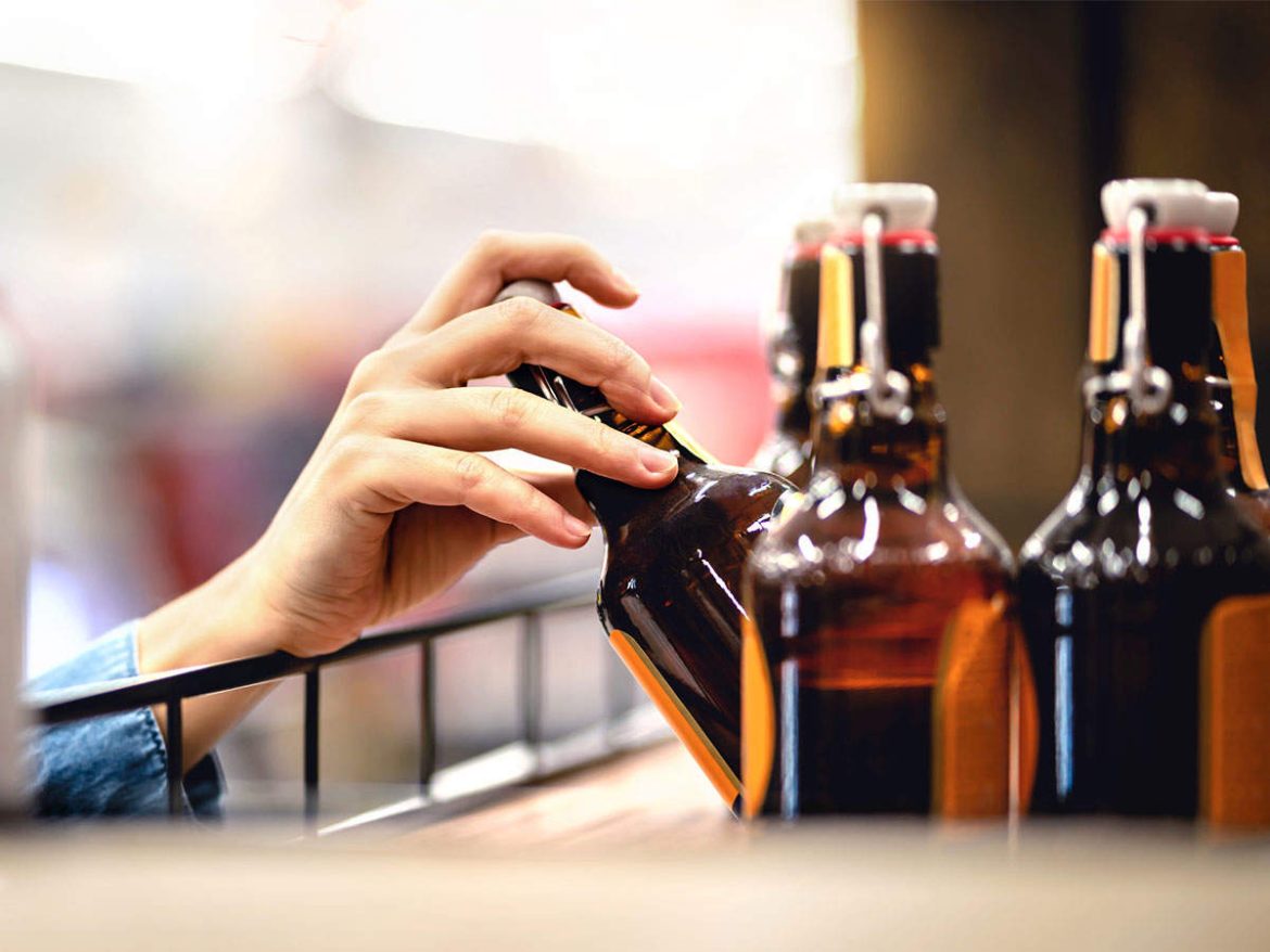 Few things to consider while buying alcohol online
